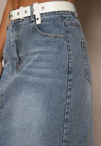 Renee - Niebieska Spódnica Jeansowa o Ołówkowym Kroju Zdobiona Rozcięciem Lisovira. Stan: podwyższony. Kolor: niebieski. Materiał: jeans. Wzór: aplikacja. Styl: elegancki #3