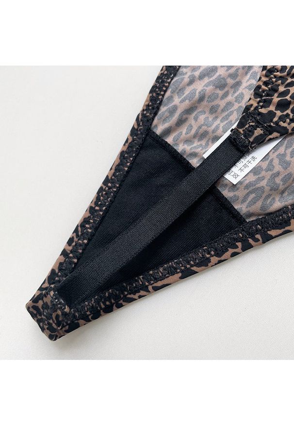 Intica - Stringi biodrówki z delikatnych materiałów niewidoczne pod ubraniem Viole. Kolor: wielokolorowy. Materiał: materiał