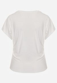 Born2be - Biały T-shirt z Wiskozy z Trójkątnym Dekoltem Achiore. Okazja: na co dzień. Kolor: biały. Materiał: wiskoza. Styl: casual, klasyczny #6