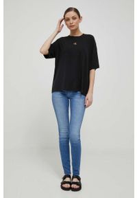 Calvin Klein Jeans t-shirt damski kolor czarny. Kolor: czarny. Materiał: dzianina. Wzór: nadruk #4