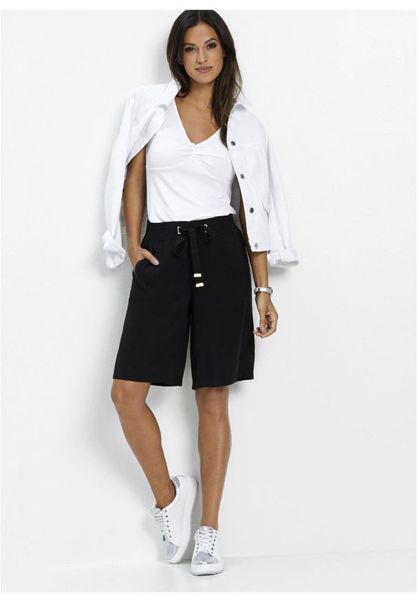 bonprix - Bermudy z wiskozy. Kolor: czarny. Materiał: wiskoza. Styl: sportowy