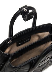 Emporio Armani Torebka EW002955 AF19662 UC001 Czarny. Kolor: czarny. Materiał: skórzane