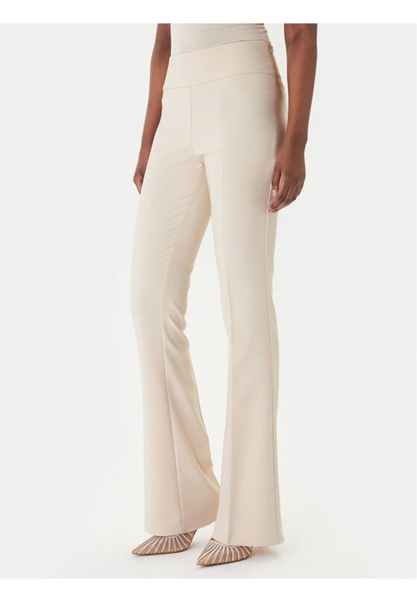 Rinascimento Spodnie materiałowe CFC0127876003 Beżowy Slim Fit. Kolor: beżowy. Materiał: syntetyk