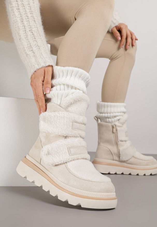 Renee - Beżowe Botki Typu Śniegowce na Platformie z Dwoma Ozdobnymi Rzepami Edarlia. Okazja: na co dzień. Zapięcie: rzepy. Kolor: beżowy. Materiał: jeans. Obcas: na platformie. Styl: elegancki, casual