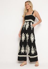 Born2be - Czarno-Beżowy Kombinezon z Wiskozy na Ramiączkach z Marszczoną Górą i Długimi Nogawkami Teseria. Okazja: na co dzień. Kolor: czarny. Materiał: wiskoza. Długość rękawa: na ramiączkach. Długość: długie. Styl: klasyczny, casual, elegancki #2