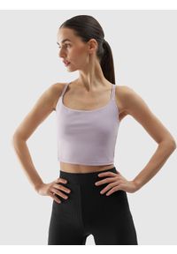 4f - 4F Crop top do jogi z materiału z recyklingu damski - fioletowy XXL. Typ kołnierza: dekolt w karo. Kolor: fioletowy. Materiał: materiał. Długość rękawa: na ramiączkach. Wzór: jednolity, gładki, ze splotem. Sport: joga i pilates