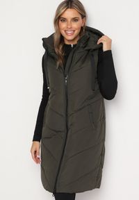 Born2be - Ciemnozielona Pikowana Kamizelka na Suwak z Kapturem i Sznurkami Mivissea. Typ kołnierza: kaptur. Kolor: zielony. Styl: elegancki, sportowy #5