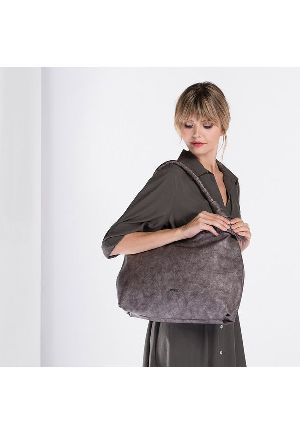 Wittchen - Torebka damska. Kolor: brązowy. Materiał: skórzane. Styl: casual. Rodzaj torebki: na ramię