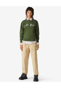 Kenzo - KENZO - Zielona bluza z kolorowym logo. Kolor: zielony. Materiał: jeans, bawełna. Długość rękawa: długi rękaw. Długość: długie. Wzór: kolorowy. Sezon: wiosna. Styl: klasyczny #5