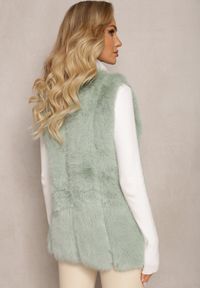 Renee - Jasnozielona Puchata Kamizelka z Futerka Ozdobiona Imitacją Skóry Tekllesa. Kolor: zielony. Materiał: skóra, futro. Wzór: aplikacja #3