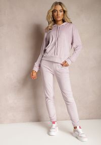 Renee - Jasnofioletowy Welurowy Komplet Dresowy Bluza z Kapturem i Spodnie Vilna. Kolor: fioletowy. Materiał: welur, dresówka #4