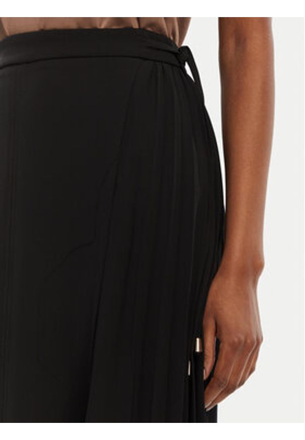 Rinascimento Spódnica midi CFC0122491003 Czarny Regular Fit. Kolor: czarny. Materiał: syntetyk