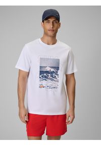 4f - 4F T-shirt regular z nadrukiem męski - biały S. Okazja: na co dzień. Kolor: biały. Materiał: jeans, bawełna, dresówka, dzianina. Wzór: nadruk. Styl: klasyczny, casual #1