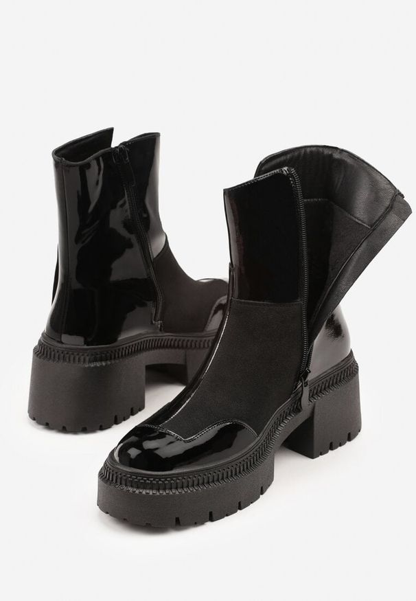 Born2be - Czarne Lakierowane Botki Vices z Ozdobną Tasiemką Rivavie. Okazja: na co dzień. Kolor: czarny. Materiał: lakier. Styl: casual, elegancki