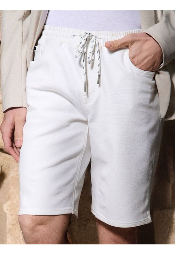 Sinsay - Szorty jeansowe jogger - biały. Kolor: biały. Materiał: jeans