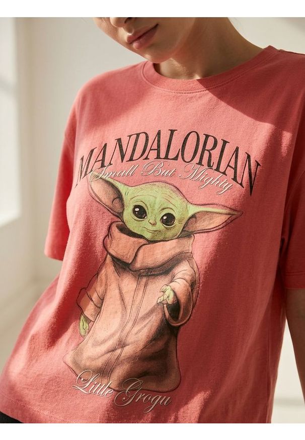 Sinsay - Koszulka z nadrukiem Star Wars Mandalorian - pomarańczowy. Kolor: pomarańczowy. Wzór: nadruk, motyw z bajki