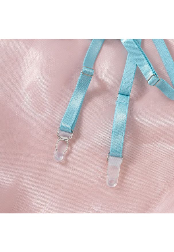 Intica - Komplet bielizny z haftem regulowane ramiączka Ayumi. Kolor: żółty. Materiał: materiał. Wzór: haft