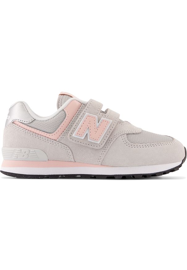 Buty New Balance PV574EVK – beżowe. Okazja: na co dzień. Zapięcie: rzepy. Kolor: beżowy. Materiał: guma, syntetyk, zamsz, materiał, skóra. Szerokość cholewki: normalna. Model: New Balance 574. Sport: turystyka piesza