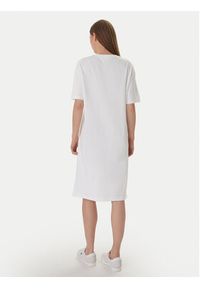 Lacoste Sukienka codzienna EF2883 Écru Oversize. Okazja: na co dzień. Kolor: kremowy. Materiał: bawełna. Typ sukienki: proste, oversize. Styl: casual #3