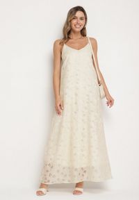 Born2be - Beżowa Sukienka z Wiskozą o Trapezowym Kroju na Ramiączkach Silarelle. Okazja: na co dzień. Typ kołnierza: dekolt w kształcie V. Kolor: beżowy. Materiał: wiskoza. Długość rękawa: na ramiączkach. Typ sukienki: trapezowe. Styl: casual, elegancki #7