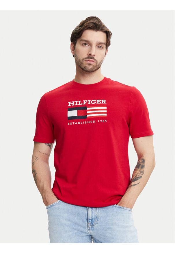 TOMMY HILFIGER - Tommy Hilfiger T-Shirt American Monotype MW0MW39843 Czerwony Regular Fit. Kolor: czerwony. Materiał: bawełna