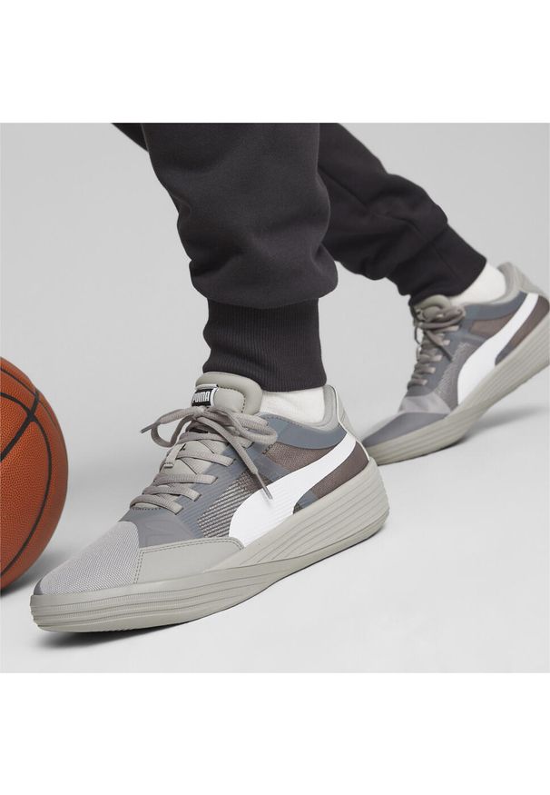 Buty do chodzenia męskie Puma Clyde All-pro Team. Zapięcie: sznurówki. Kolor: biały, wielokolorowy, szary. Materiał: materiał, syntetyk, tkanina. Szerokość cholewki: normalna. Sport: turystyka piesza