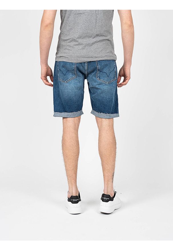 Pepe Jeans Szorty "Callen Reclaim" | PM800969 | Callen Short Reclaim | Mężczyzna | Niebieski. Okazja: na co dzień. Kolor: niebieski. Materiał: bawełna. Wzór: aplikacja, haft. Styl: casual