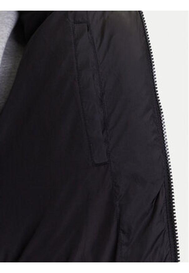 Karl Lagerfeld - KARL LAGERFELD Kurtka zimowa A3W15020 Czarny Regular Fit. Typ kołnierza: dekolt w karo. Kolor: czarny. Materiał: syntetyk. Sezon: zima