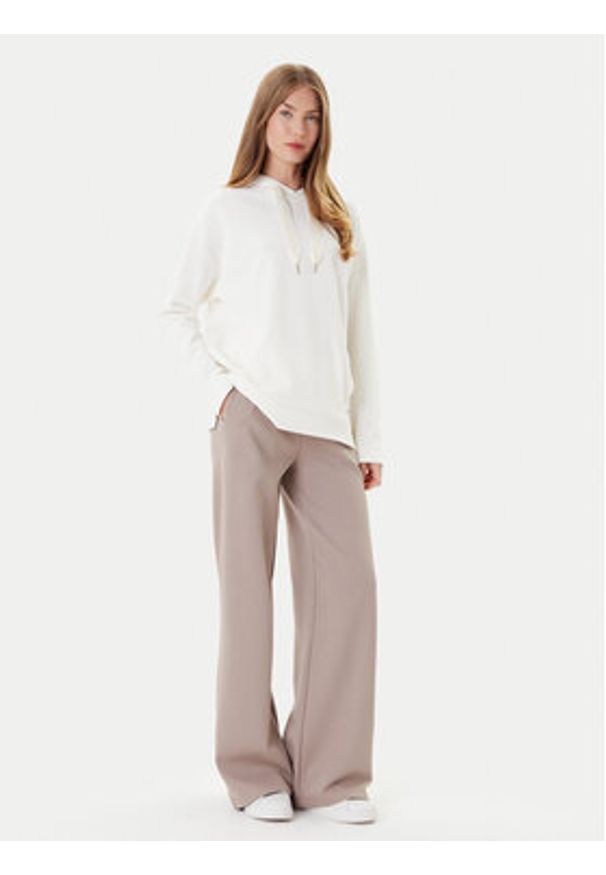 JOOP! Bluza 58 JW223JE158 30032522 Beżowy Regular Fit. Kolor: beżowy. Materiał: syntetyk, bawełna