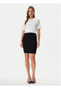 Guess Spódnica ołówkowa W5GD88Z3L10 Czarny Regular Fit. Kolor: czarny. Materiał: wiskoza