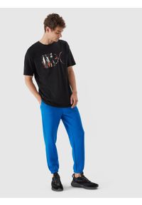 4f - Spodnie dresowe joggery męskie - niebieskie. Kolor: niebieski. Materiał: dresówka