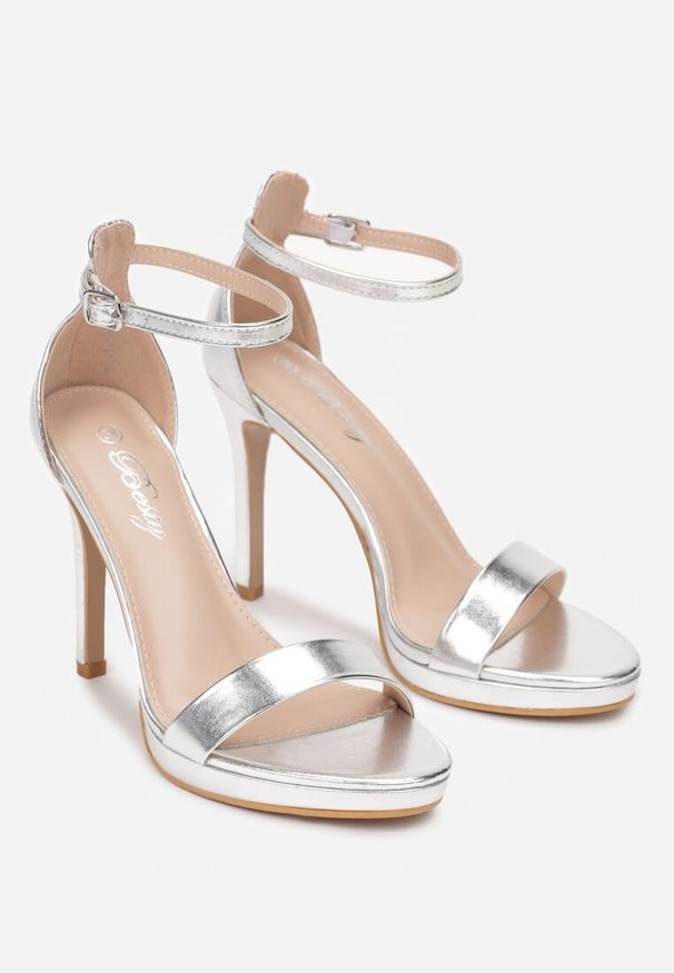 Renee - Srebrne Eleganckie Sandały na Szpilce z Okrągłym Noskiem Yemaria. Nosek buta: okrągły. Kolor: srebrny. Obcas: na szpilce. Styl: elegancki