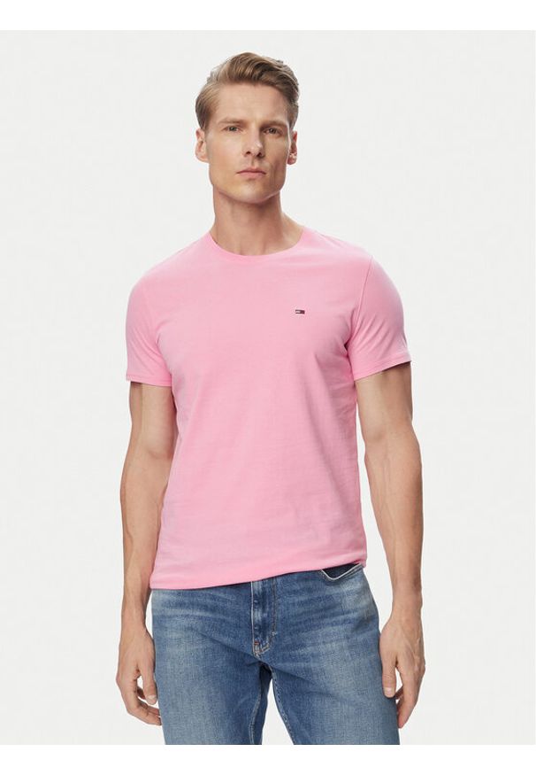 Tommy Jeans T-Shirt DM0DM04411 Różowy jasny Slim Fit. Kolor: różowy. Materiał: bawełna