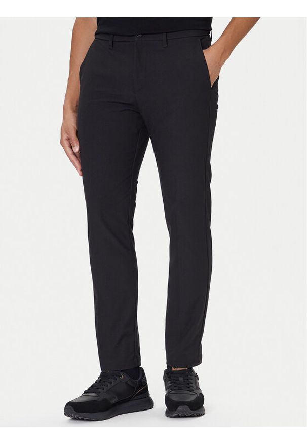 BOSS Spodnie materiałowe T_Commuter 50544245 Czarny Slim Fit. Kolor: czarny. Materiał: syntetyk