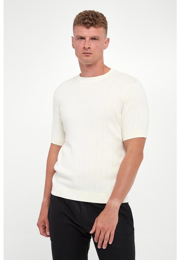 Emporio Armani - T-shirt męski dzianinowy z kaszmirem EMPORIO ARMANI. Materiał: dzianina, kaszmir