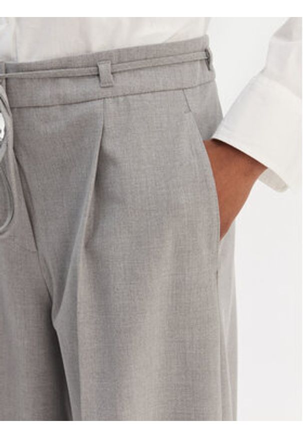 Hugo - HUGO Spodnie materiałowe Haminde 50555897 Szary Regular Fit. Kolor: szary. Materiał: syntetyk