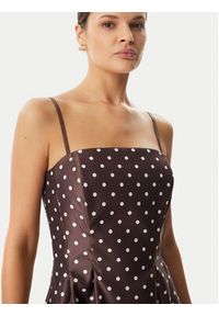 Rinascimento Sukienka koktajlowa CFC0129296003 Brązowy ciemny Regular Fit. Kolor: brązowy. Materiał: syntetyk. Styl: wizytowy #3