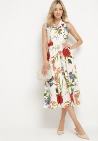 Born2be - Beżowa Rozkloszowana Sukienka z Bawełny z Kołnierzykiem w Kwiaty Ilanitia. Okazja: na spacer. Typ kołnierza: dekolt w serek. Kolor: beżowy. Materiał: bawełna. Wzór: kwiaty. Typ sukienki: rozkloszowane. Styl: elegancki #4