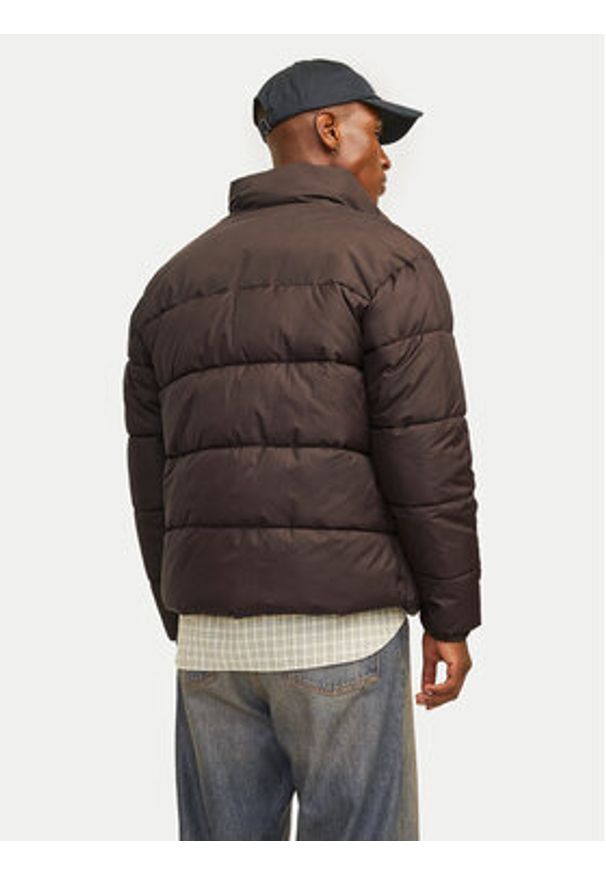 Jack & Jones - Jack&Jones Kurtka zimowa Moon 12256859 Czarny Regular Fit. Kolor: czarny. Materiał: syntetyk. Sezon: zima