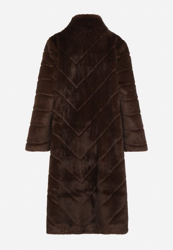 Born2be - Brązowy Długi Płaszcz Futerko z Ozdobnymi Przeszyciami i Stójką Zenima. Okazja: na co dzień. Typ kołnierza: kołnierzyk stójkowy. Kolor: brązowy. Materiał: futro. Długość: długie. Styl: klasyczny, casual, elegancki