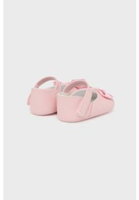 Mayoral Newborn buty niemowlęce kolor różowy. Zapięcie: rzepy. Kolor: różowy. Materiał: materiał. Wzór: gładki #5