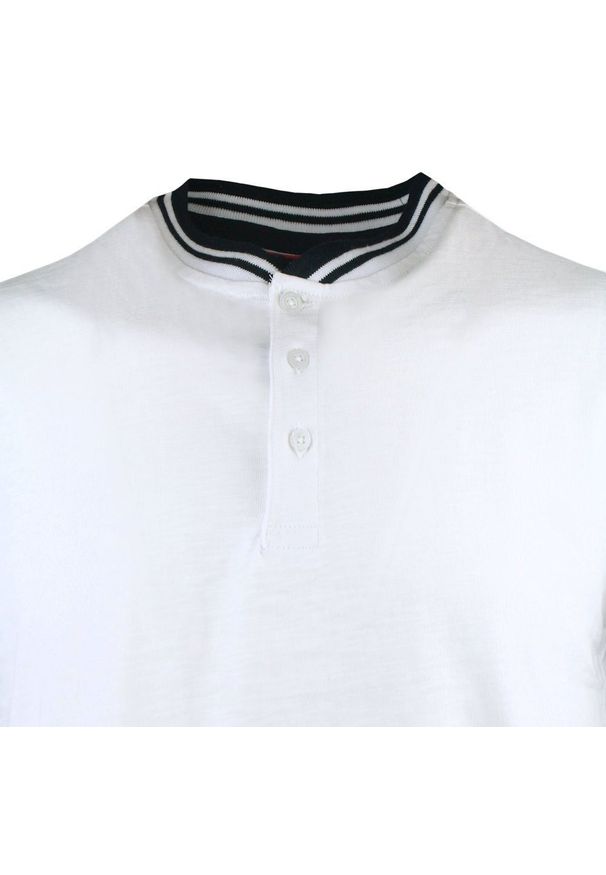 Męski T-Shirt, Dekolt z Guzikami - Pako Jeans - Biały Kolor. Okazja: na co dzień. Kolor: biały. Materiał: bawełna. Styl: casual