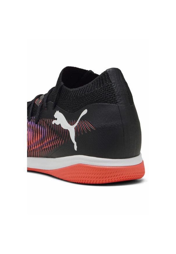 Puma - Buty piłkarskie FUTURE 8 MATCH IT PUMA Black White Glowing Red. Zapięcie: sznurówki. Kolor: biały, czerwony, wielokolorowy, czarny. Materiał: materiał, syntetyk, tkanina. Szerokość cholewki: normalna. Sport: piłka nożna