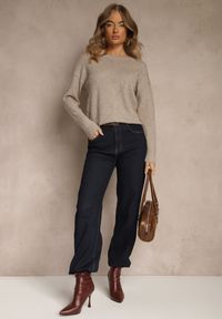 Renee - Beżowy Sweter z Tłoczonymi Sercami Unareia. Okazja: na co dzień. Kolor: beżowy. Materiał: jeans. Sezon: jesień. Styl: casual #3