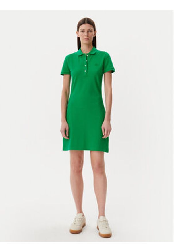 Lacoste Sukienka codzienna EF5473 Zielony Slim Fit. Okazja: na co dzień. Kolor: zielony. Materiał: bawełna. Typ sukienki: proste. Styl: casual