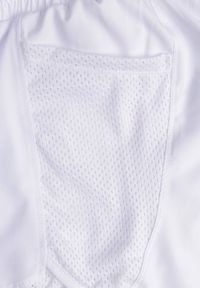 Renee - Białe Szorty w Sportowym Stylu z Siateczką i Podszewką Elishka. Okazja: na co dzień, na spacer. Kolor: biały. Styl: sportowy #8