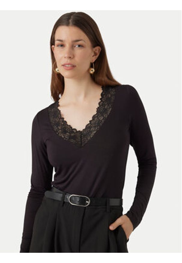 Vero Moda Bluzka Rosa 10298832 Czarny Regular Fit. Kolor: czarny. Materiał: wiskoza