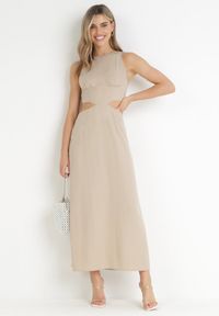 Born2be - Beżowa Trapezowa Sukienka Maxi z Wycięciami Amandika. Kolor: beżowy. Typ sukienki: trapezowe. Długość: maxi #5