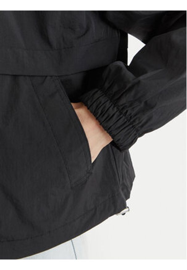 Calvin Klein Jeans Wiatrówka Essential LV047F507G Czarny Regular Fit. Kolor: czarny. Materiał: syntetyk