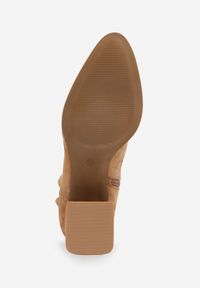 Born2be - Ciemnobeżowe Botki Vices na Słupku z Metaliczną Wstawką i Ażurowym Zdobieniem Vleferdia. Kolor: beżowy. Wzór: ażurowy, aplikacja. Obcas: na słupku #9